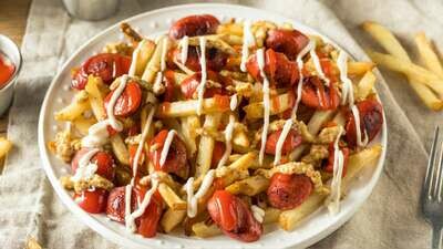 SALCHIPAPAS