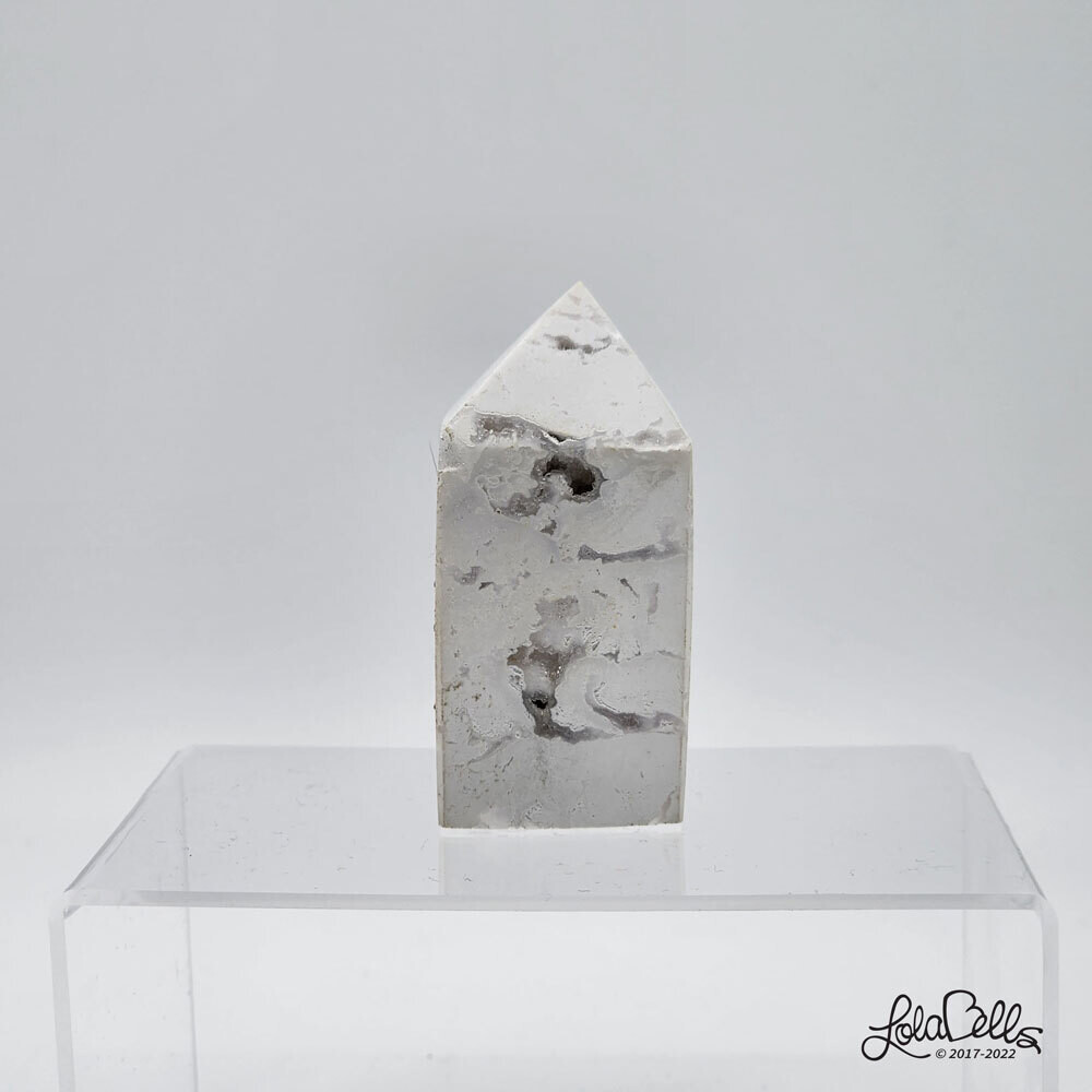 White Agate Obelisk Tower