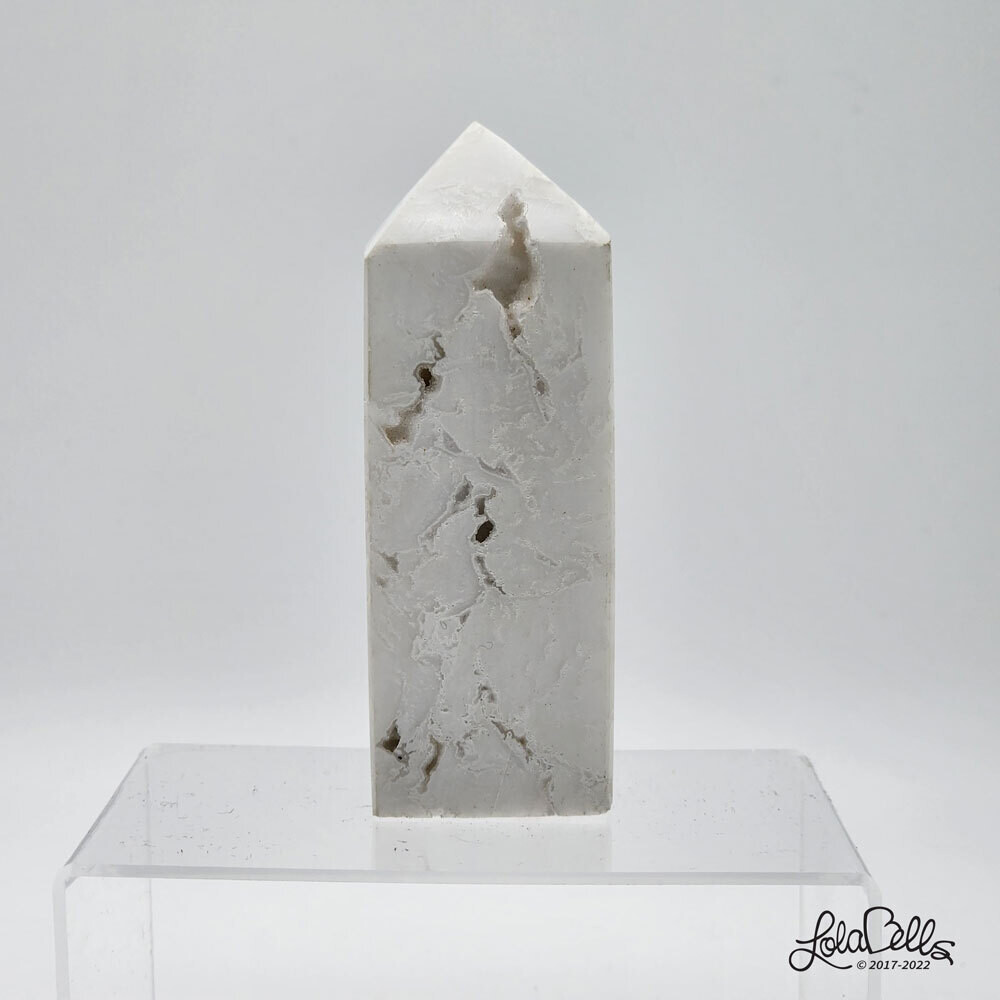 White Agate Obelisk Tower