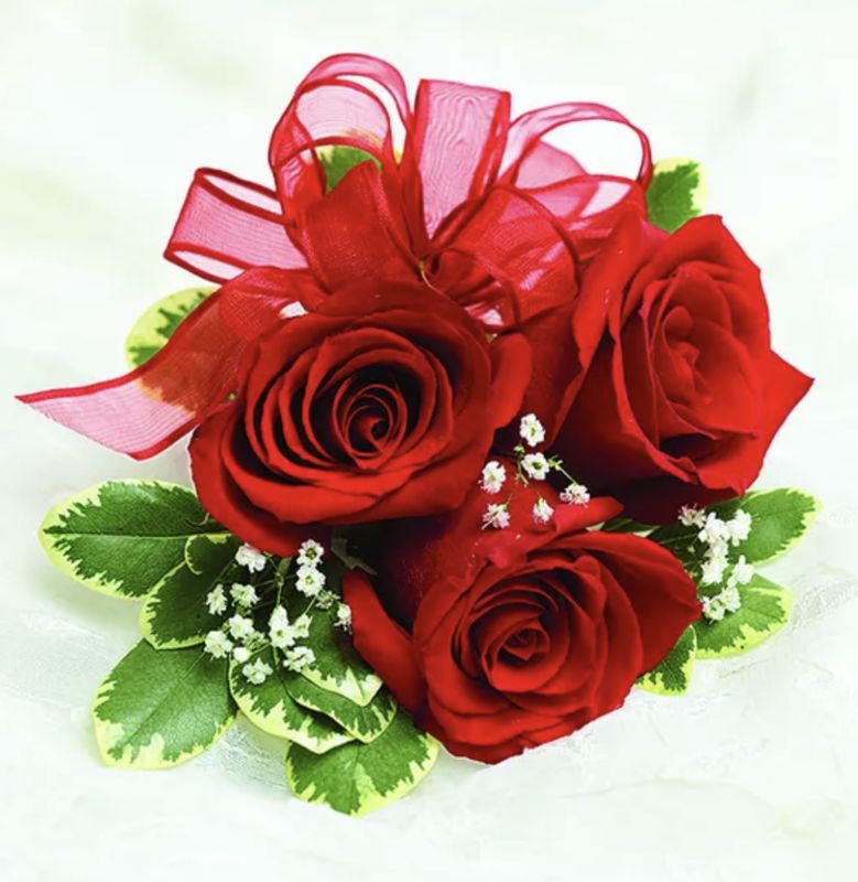 Small Red Spray Rose Wrist Corsage