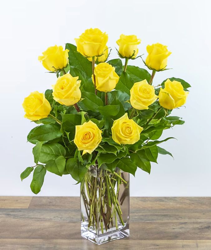 Fancy Yellow Dozen Roses (Squared Vase)