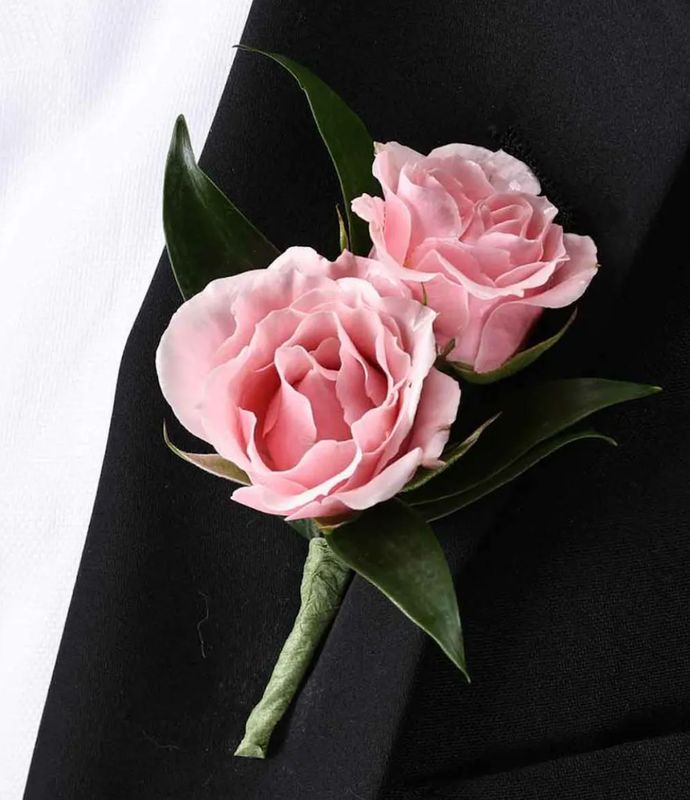 Pink Double Spray Rose Bout