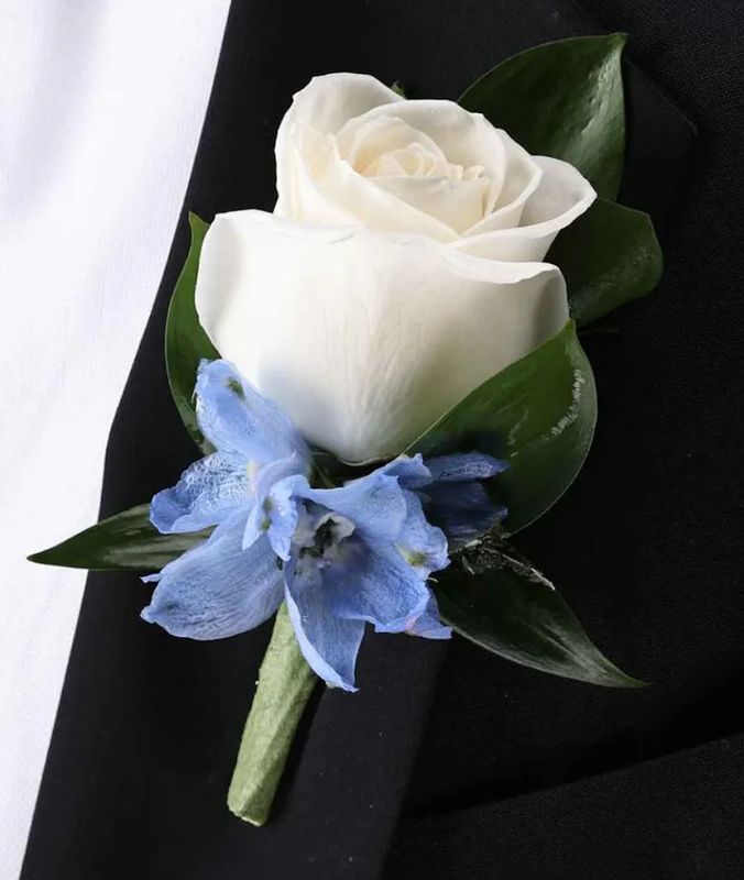 White Rose Boutonniere w/ Delphinium