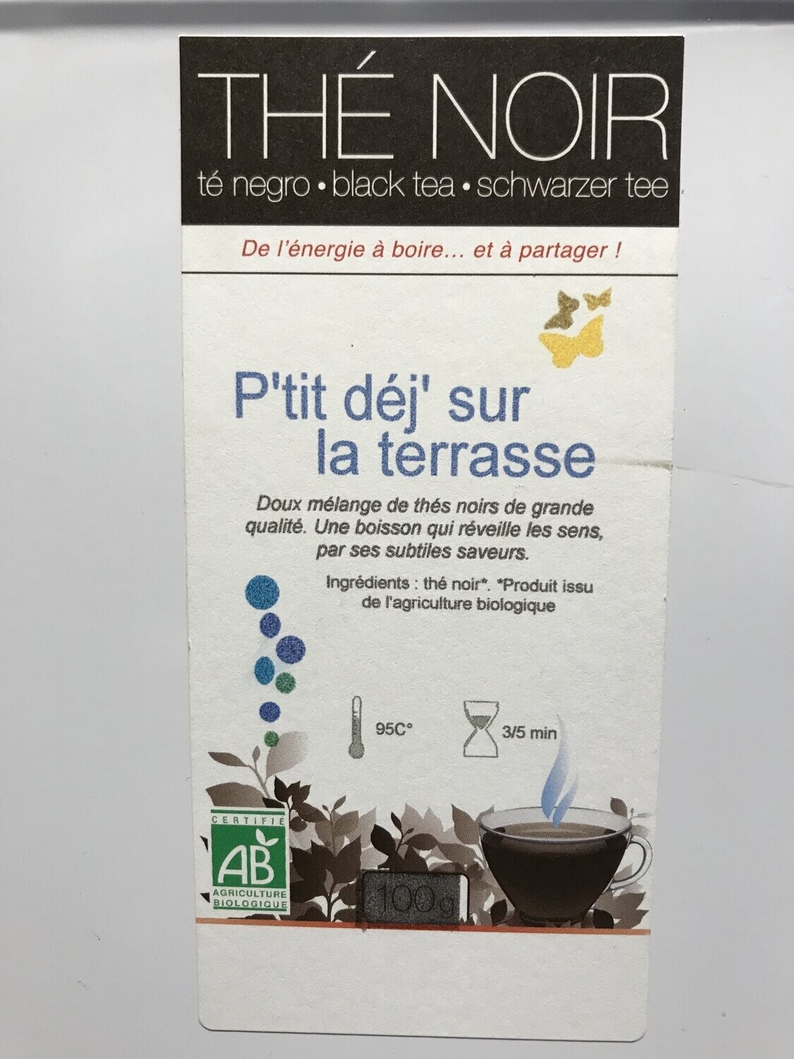 The noir petit déjeuner sur la terrasse
