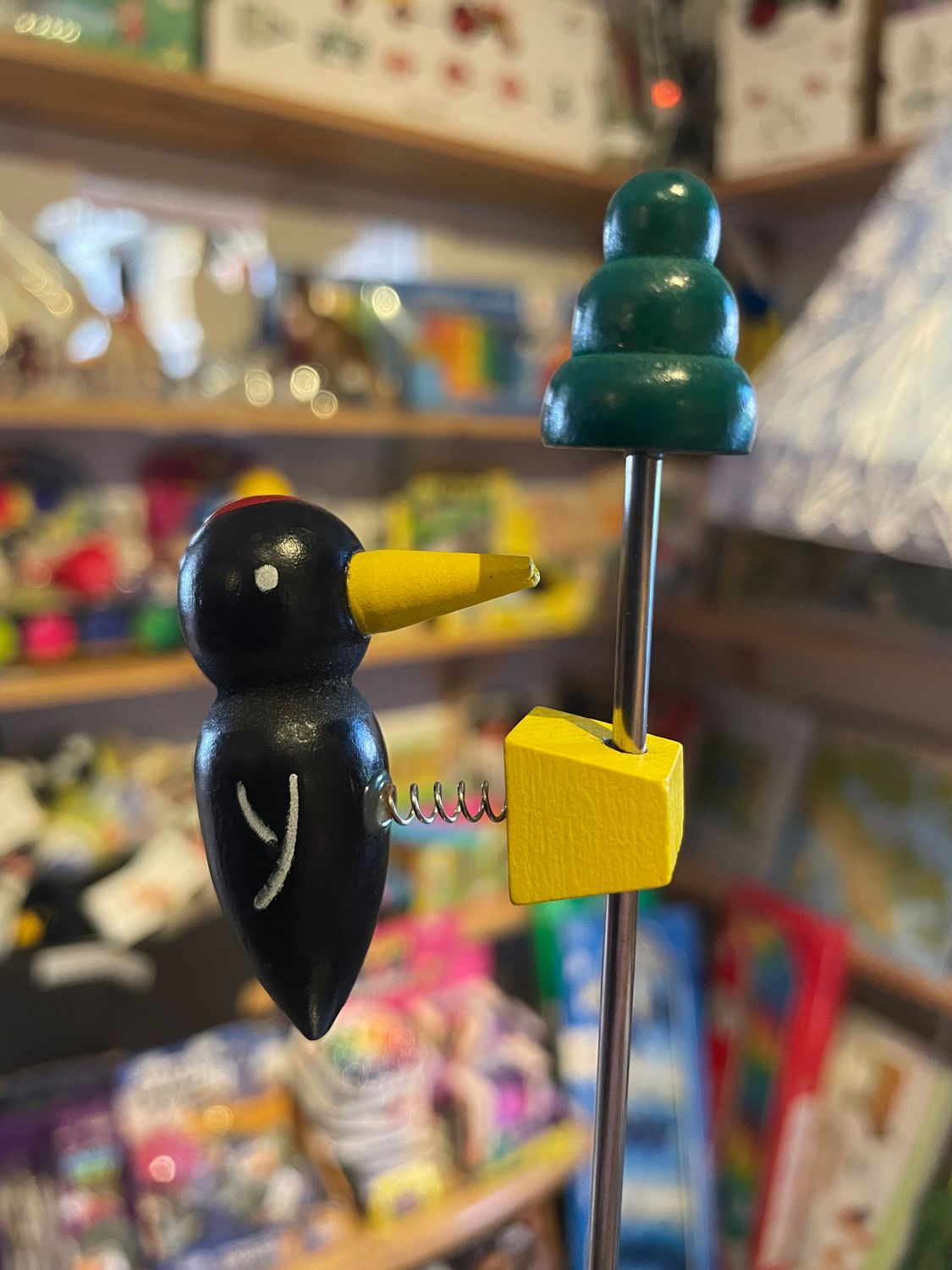 Hackspett på pinne