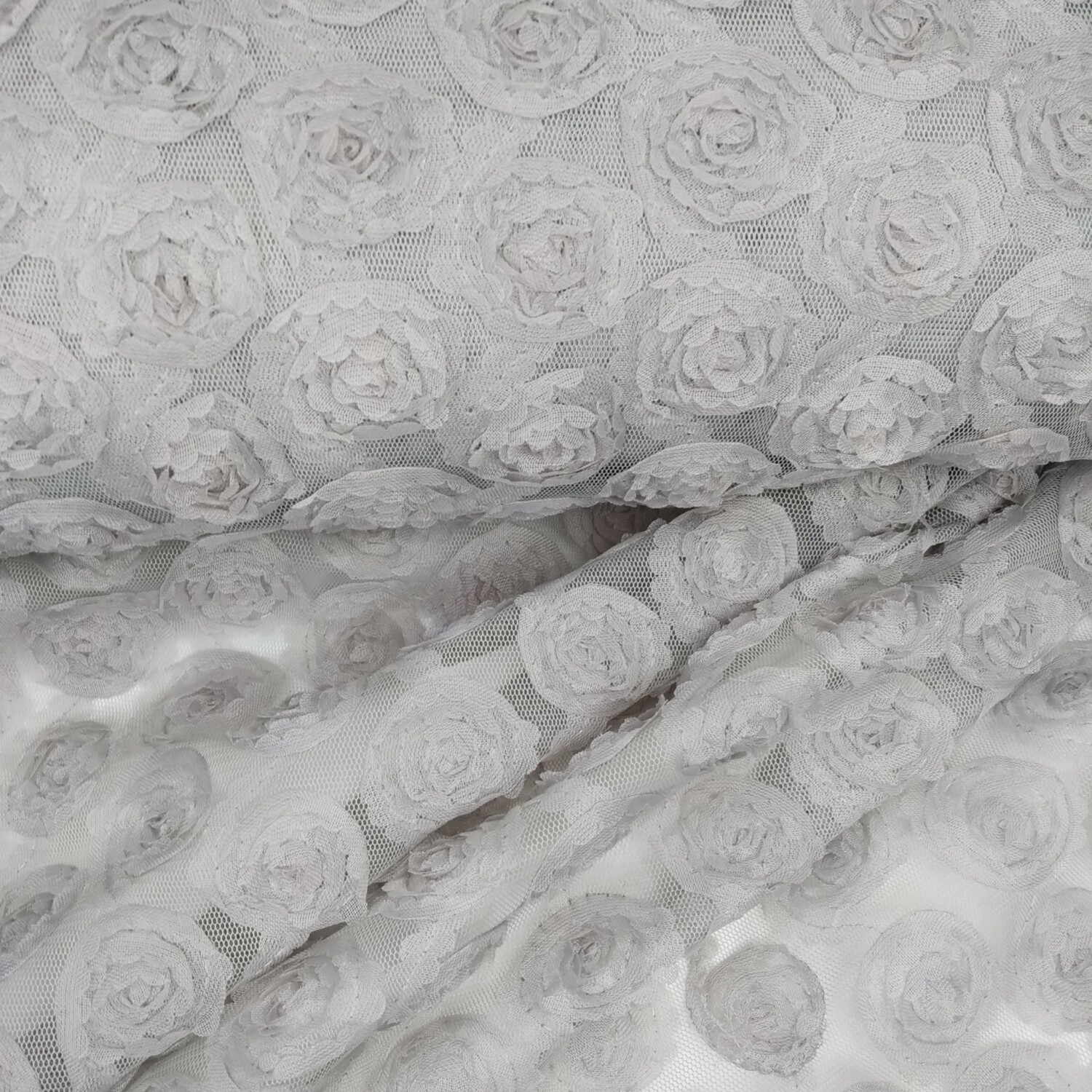 Tulle c/Flores 3D Cinza