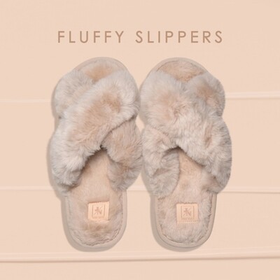 JN fluffy slippers