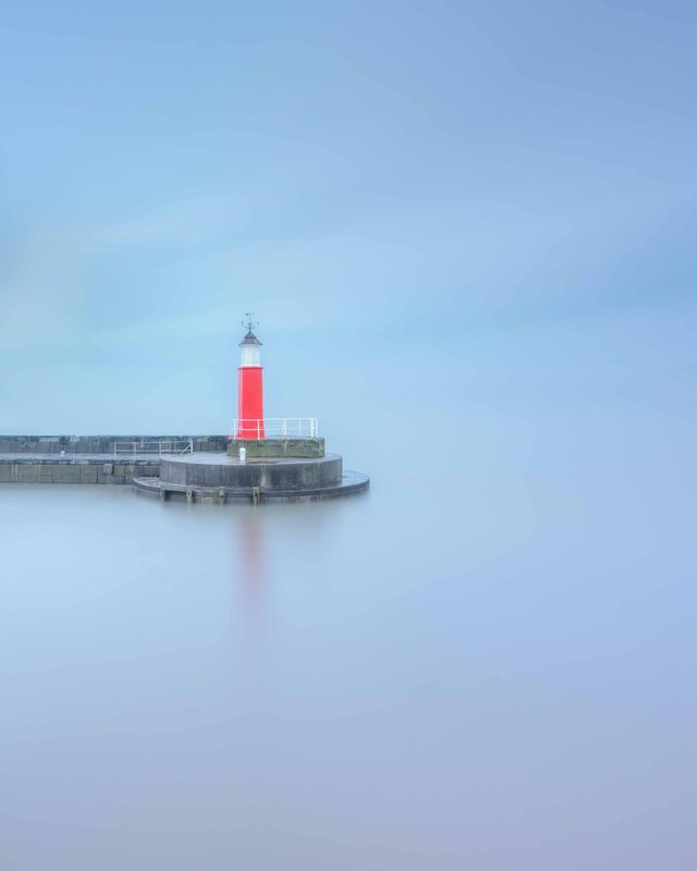 Watchet Lighthouse 2