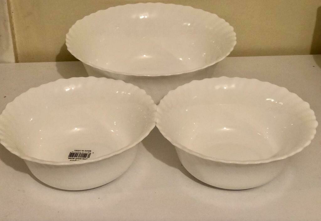 Redberry 3 piece set bowls 1 large serving bowl and 2 small salad bowls