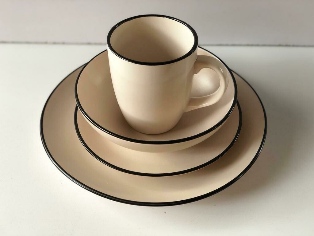 Ceramic dinner set 16 piece with 4bowls,4sideplates, 4mugs, 4dinner plates -K5