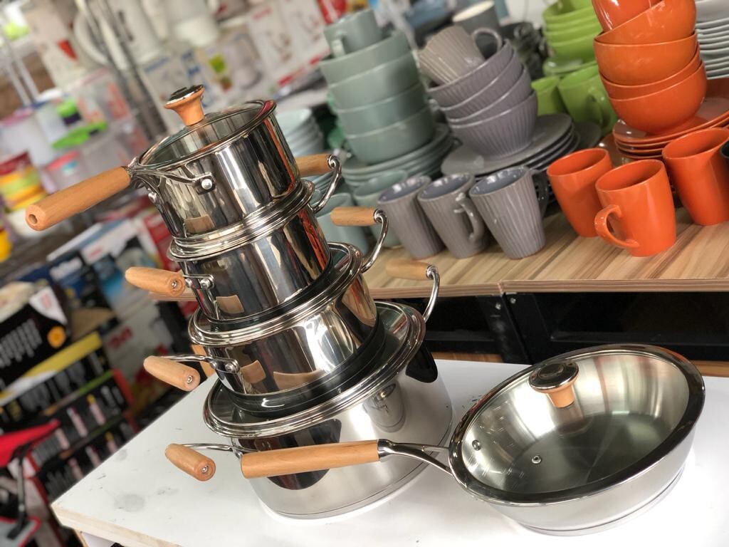 signature 10pc Cookware set with wooden Handle and knob sg-01mx1