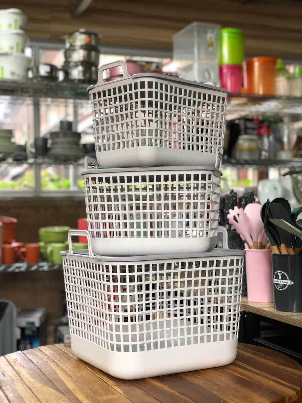Heavy Duty Plastic Laundry Basket Set,1Large 13"x13"x10"and One Small Basket 11"x9"x8"