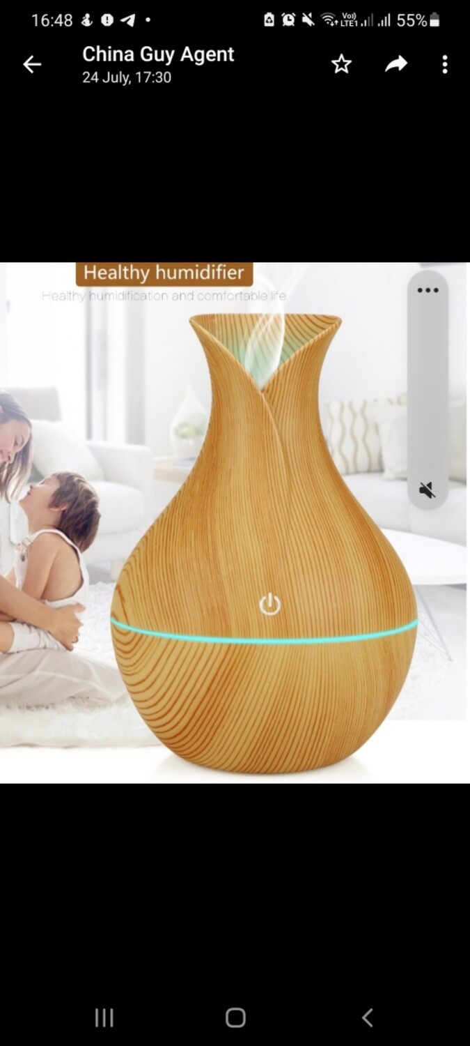 Humidifier with essential oils pack
