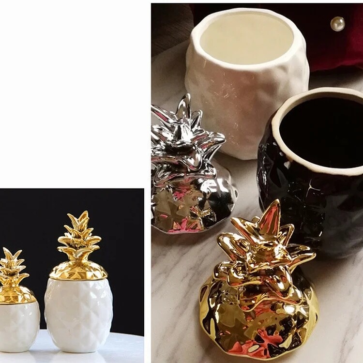 Ceramic Chic Pineapple home deco center piece  20.5cmx9cm Home Deco