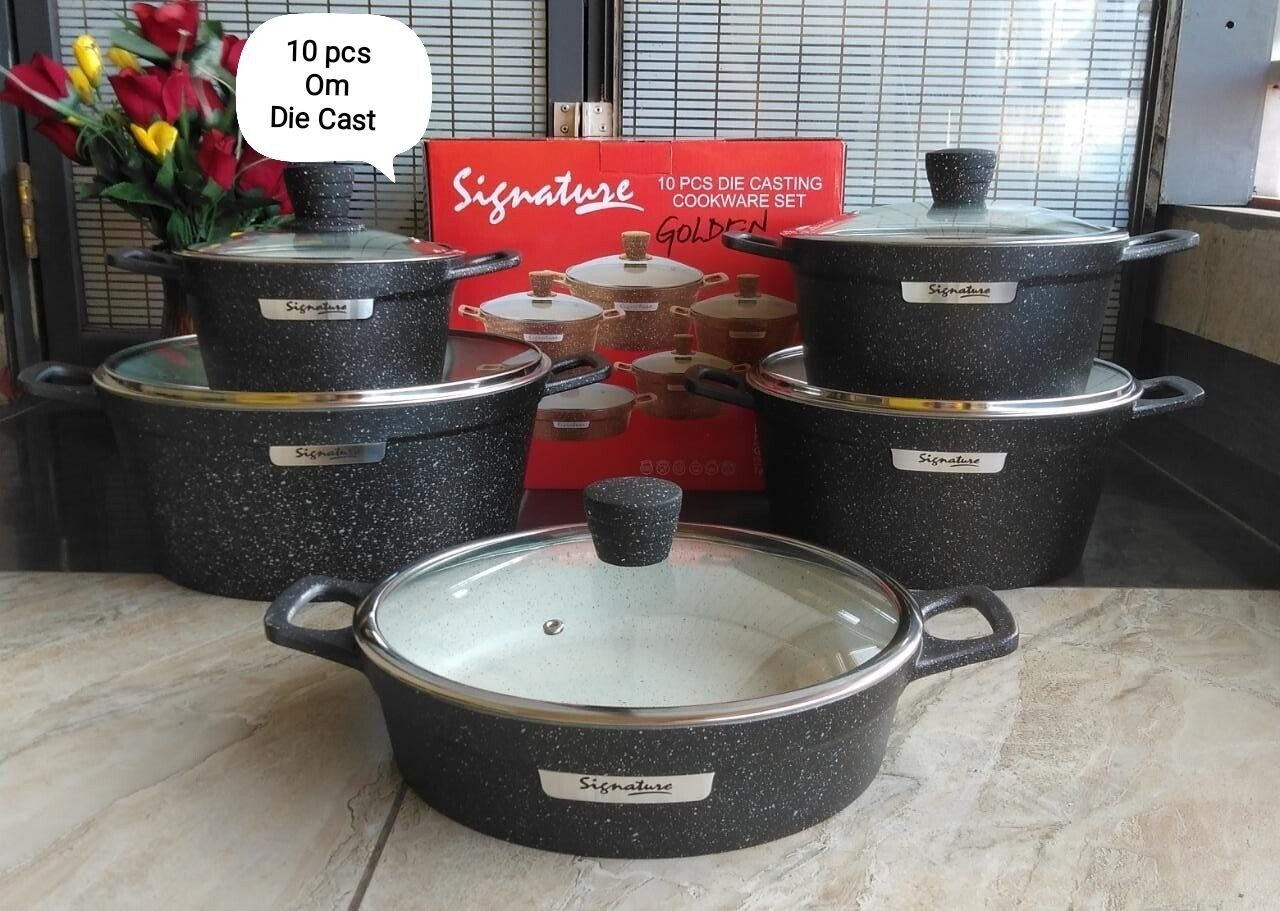 Signature 10pcs die cast cooking set black (one size has slight rust)