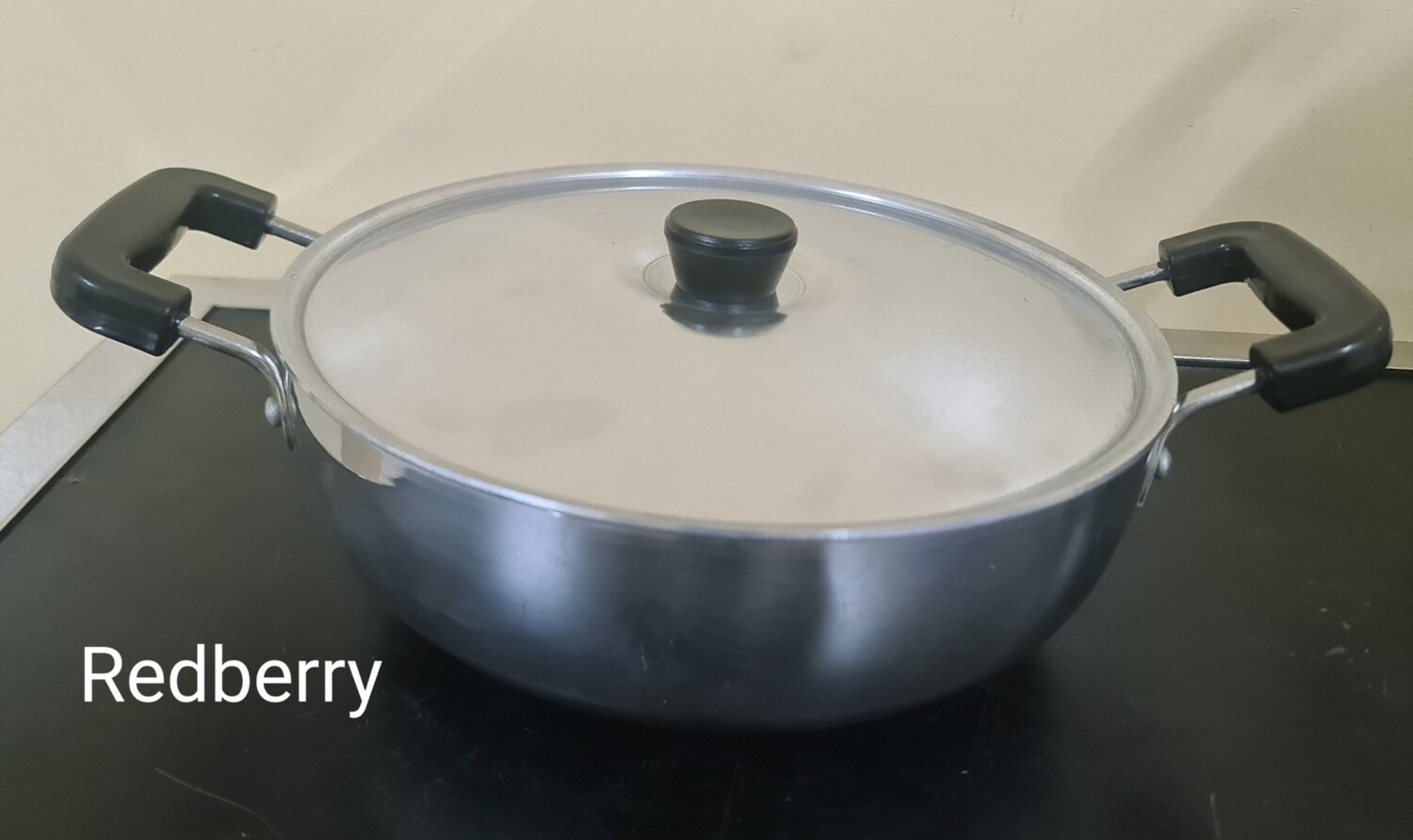 Redberry belly cooking pot Karai with lid. size 20cm