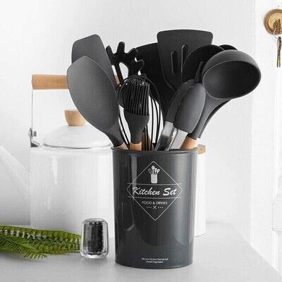 Silicon Kitchen Accessories Set With Wooden Handle spoons. BLACK
