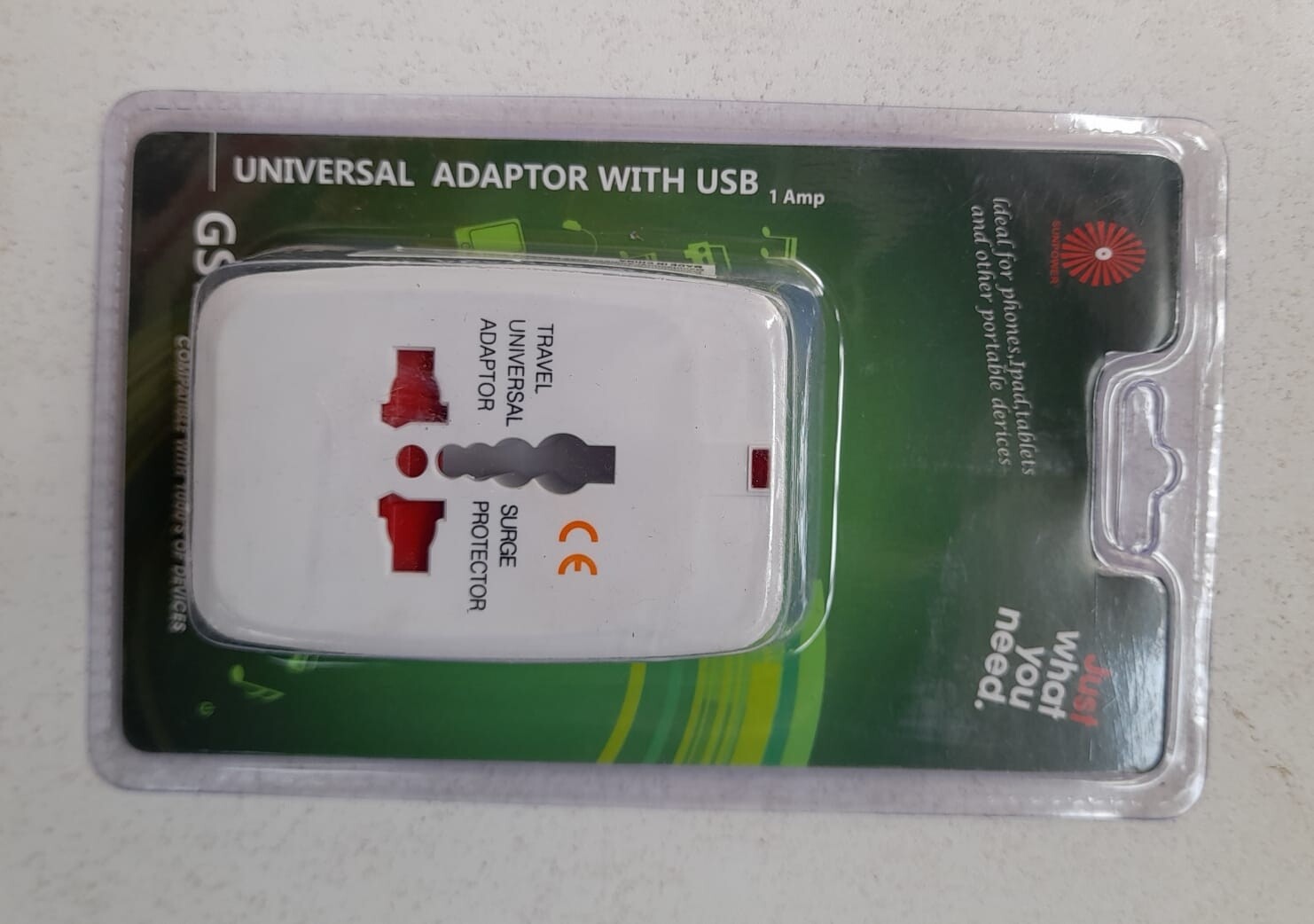 UNIVERSAL ADAPTOR TRAVEL PLUG WITH ONE USB #GS-7