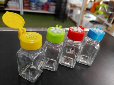 Paris Glass salt shaker with plastic lid #230676