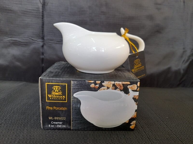 Wilmax creamer boxed 250ml WL995022