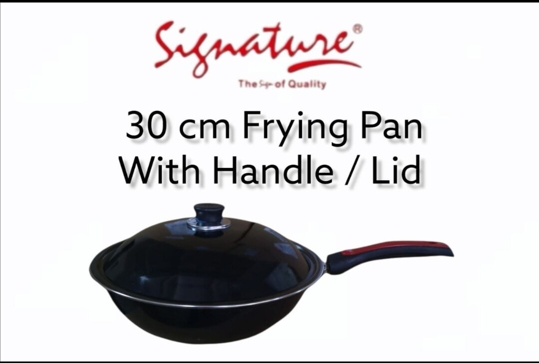 Signature 30cm wok pan with lid &amp; handle