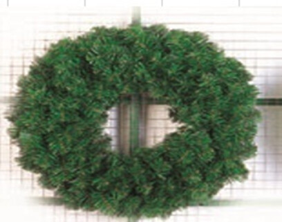 Christmas Wreath  Plain Green 18&quot;  #Wo18