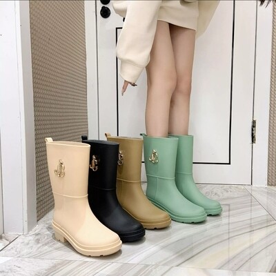 Ladies Fashion PVC Rain Boots - Ankle-Length Women's Water Shoes