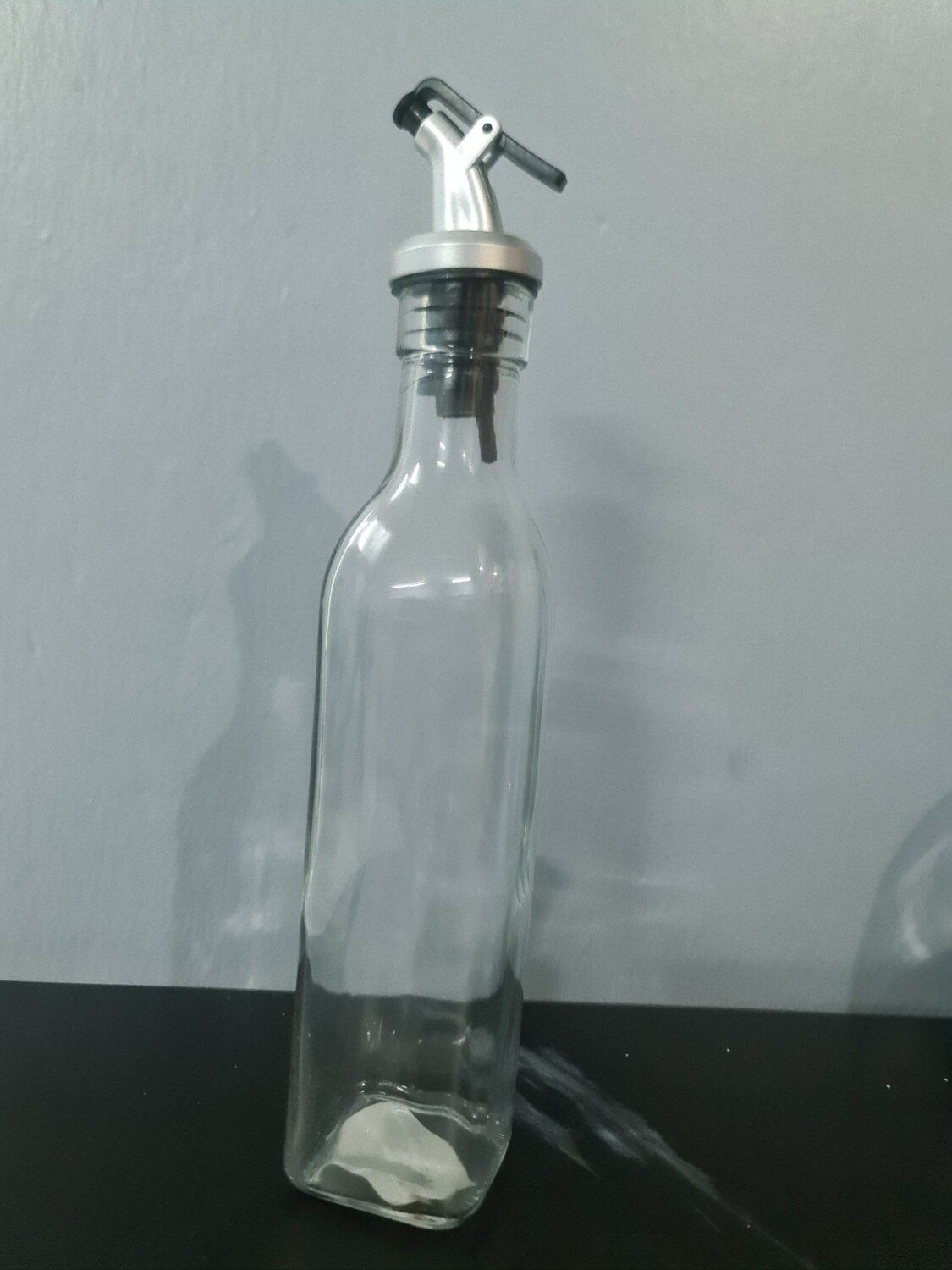 Generic glass oil bottle 260ml