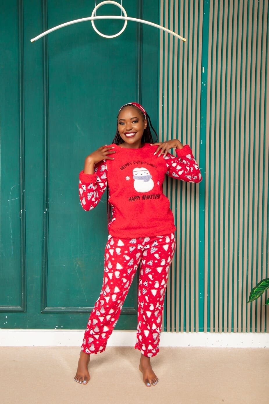 Christmas Adults pajamas 3pc set with head gear, top and trouser.
Material cotton woolen Sizes Small, medium, large, xl, 2xl, 3xl, 4xl