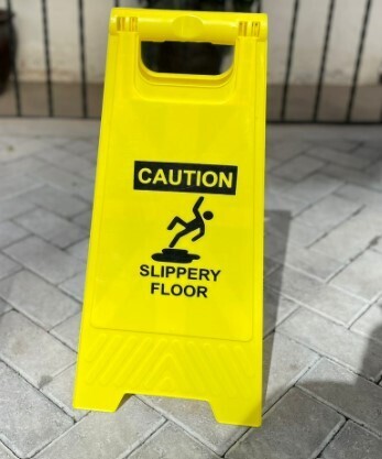 Caution Foldable safety sign Yellow SLIPPERLY FLOOR 2X1 SIGN-CWF/CCIP