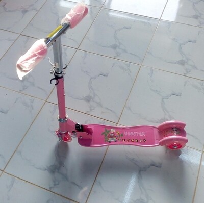 SKP 622-A BABY SCOOTER WITH Music &amp; light Pink