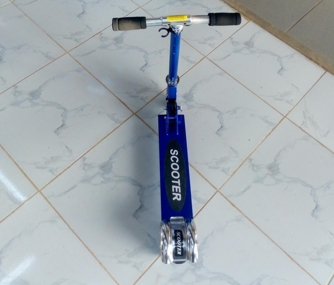 SKP 828 BABY SCOOTER with music & light BBT049