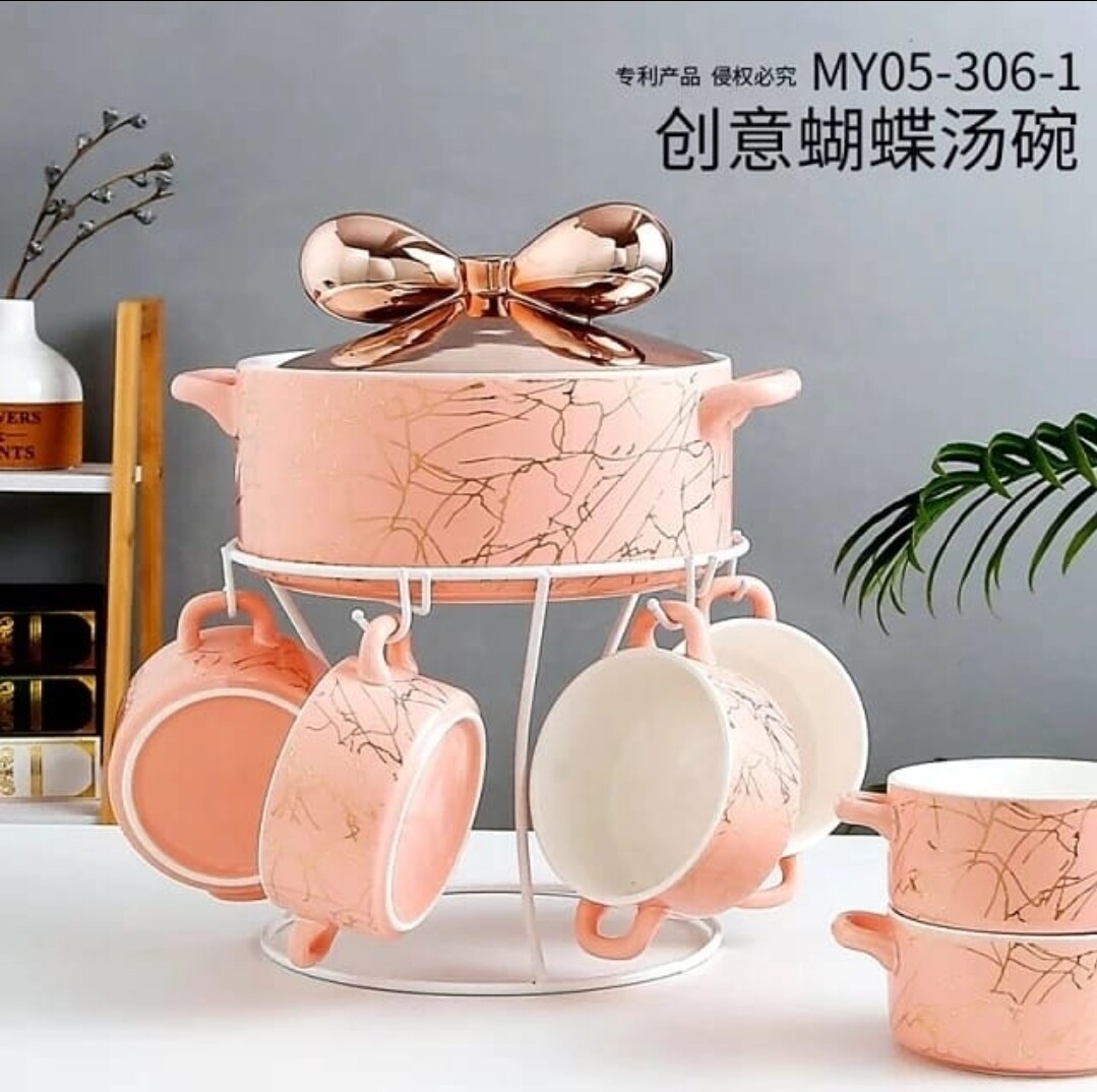 Luxurious marble soup bowl set. Comes with the stand, bowls with handle and a serving bowl. Capacity (bowl) 2200ml and (cups) 350ml. Unique and classy (Pink)