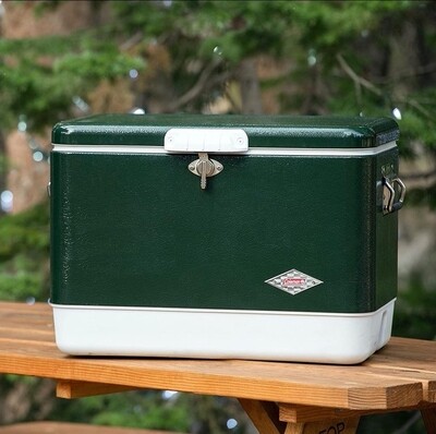 Coleman 54-Quart (51litres) Steel-Belted Cooler Box