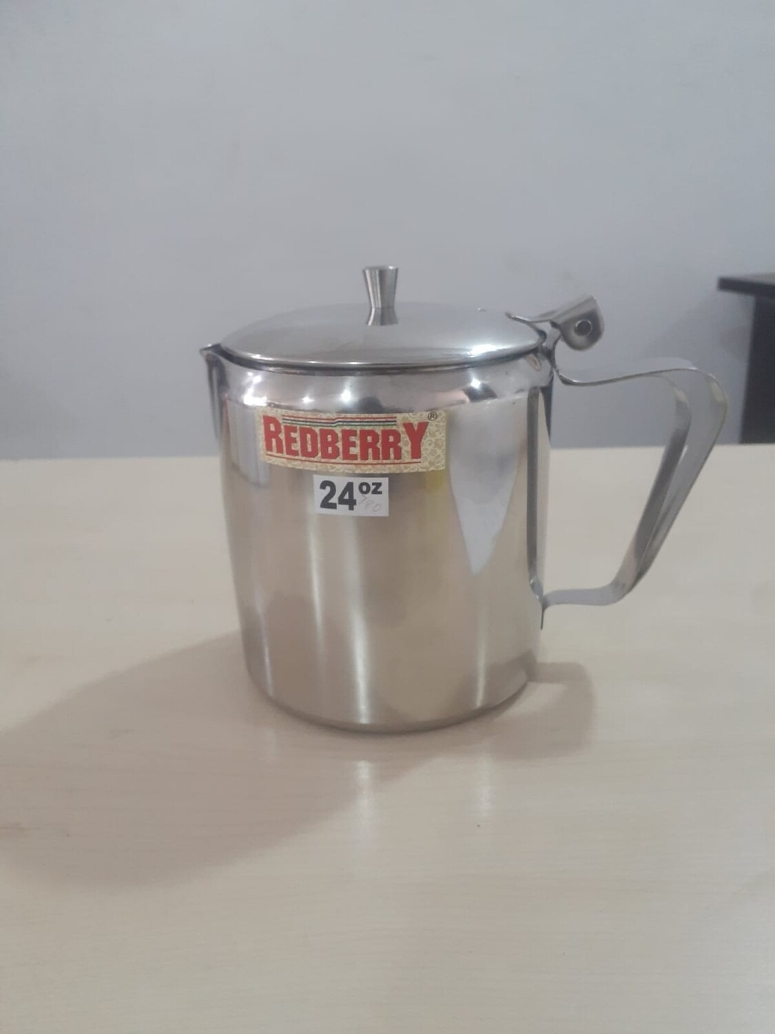 Redberry tea pot 24Oz