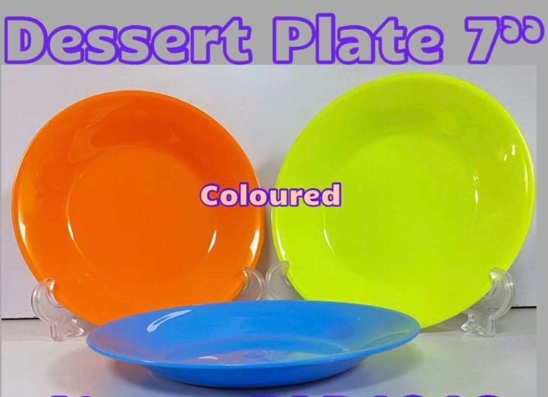 Stallion plastic dessert plate 7"