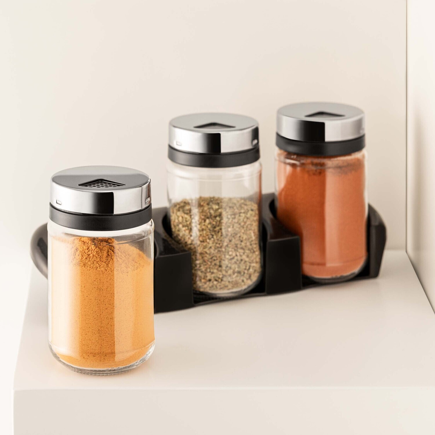 Qlux 3pc Spice Shaker with holder Premium glass/stainless steel shaker 330ml C-00340