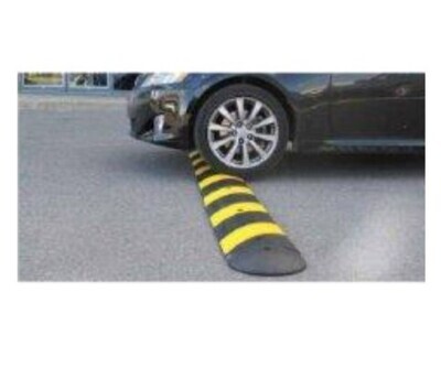Rubber Speed Bumps 1000x100x20MM (Excluding End Cap) EJ05