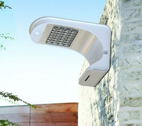 Integrated Solar Motion Light 700 Lumens , 7WATTS. Aluminium alloy case IP65 ESL-21/SWL-01N