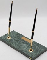 Penstand marble base plain with 2 pcs golden boll point pens size: 11cmx24cm 324