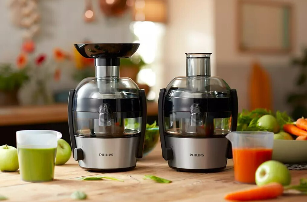 PHILIPS Viva Collection Juicer HR1836/01: Elevate Your Juice Experience with Compact Convenience