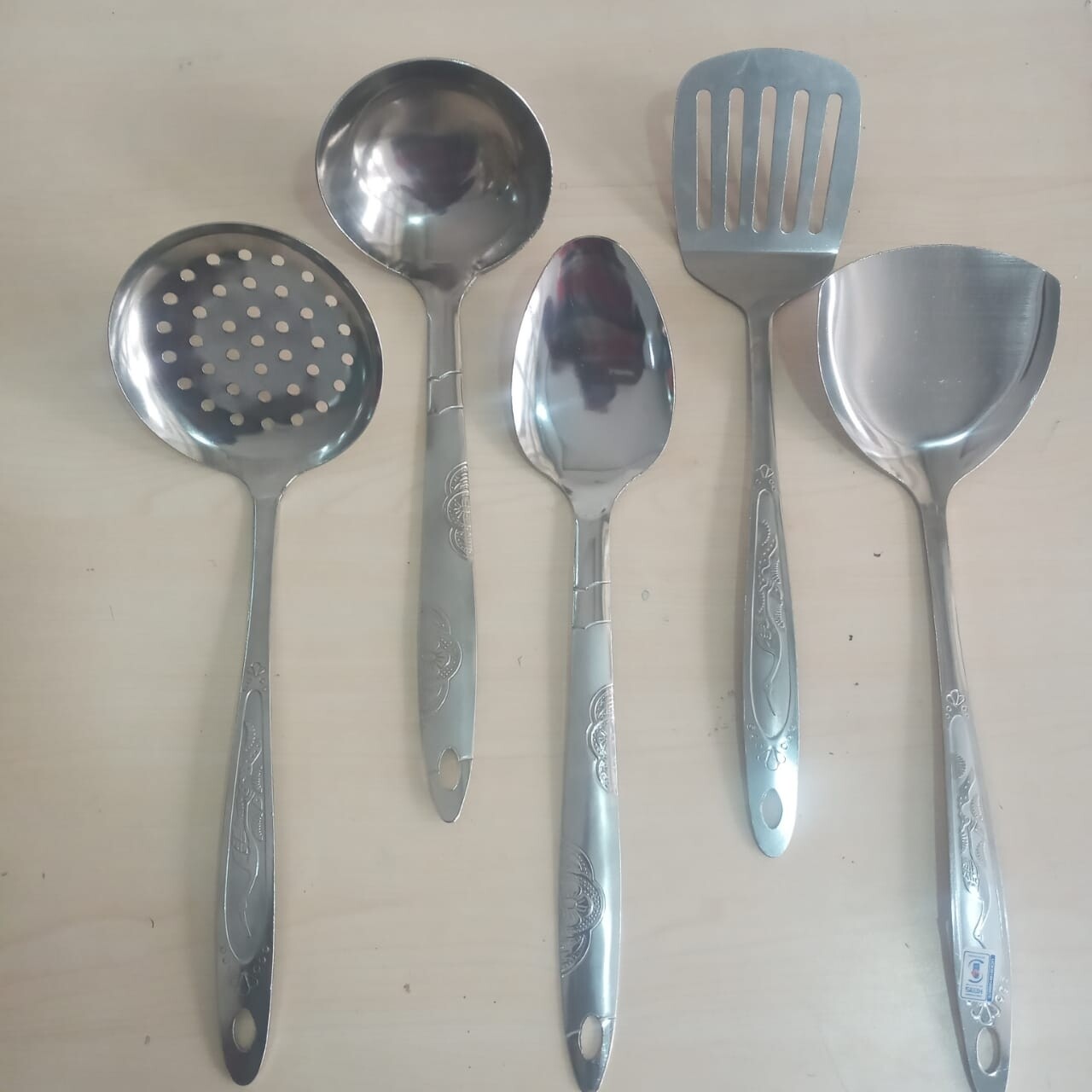 Sungura heavy stainless steel kitchen spoons 5pcs set. 13". 1Soup spoon, 1serving spoon, 1turner spoon,1flat spoon, 1skimmer