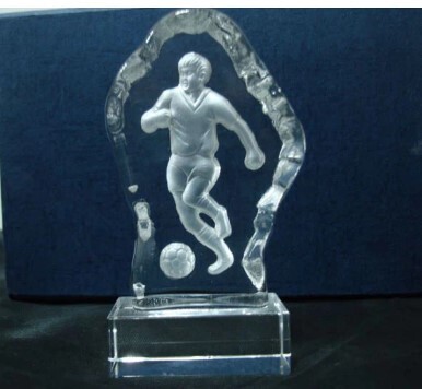 Crystal Glass Trophy - Football Player Kicking Ball (Height: 14cm) Model AFT917