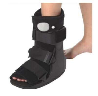 Short Air Ankle Walker - Medium (Model APA005-M)