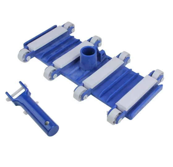 Flexible Vacuum Head for In-Ground Pool