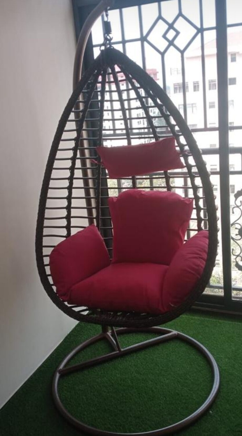 Luxurious single seater swing chair, Oval with Stong metal base and cushions