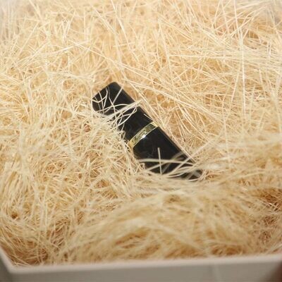 Eco-Friendly Christmas Gift Box Decoration (String Grass, Raffia, Paper Silk) - 40% Off! (Model 3641)