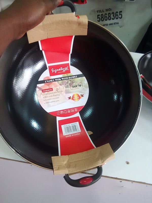 Signature 36cm Enamel Wok Pan with 2 handles