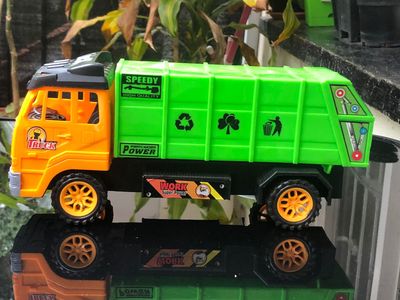 Garbage Truck Toy toy for kids size 30x12x16cm Age 3+