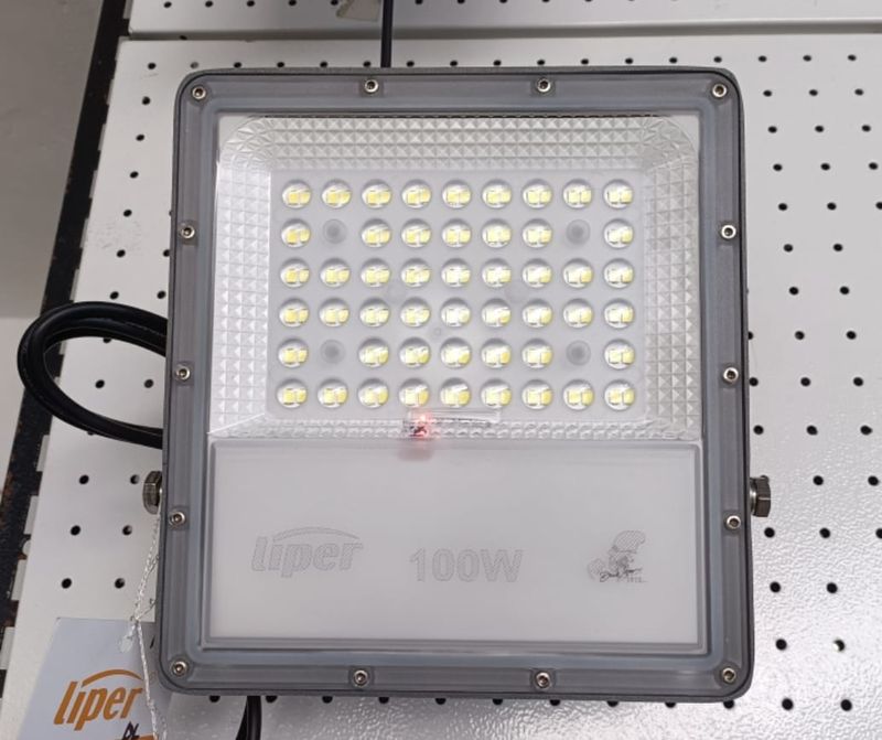 Liper Germany 100W Solar-Powered LED Security Floodlight with Motion Sensor LPFL-100HF-01-SS